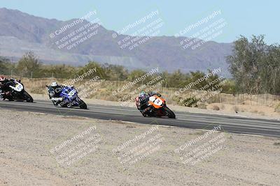 media/Dec-07-2025-CVMA (Sun) [[3e7d2de5dc]]/Race 4-Supersport Middleweight/